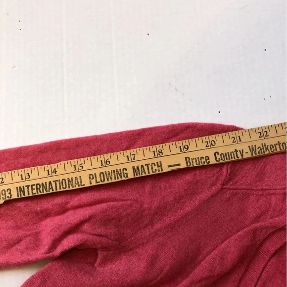 Coral Superfine  Merino Wool Cardigan - Picture 7 of 8